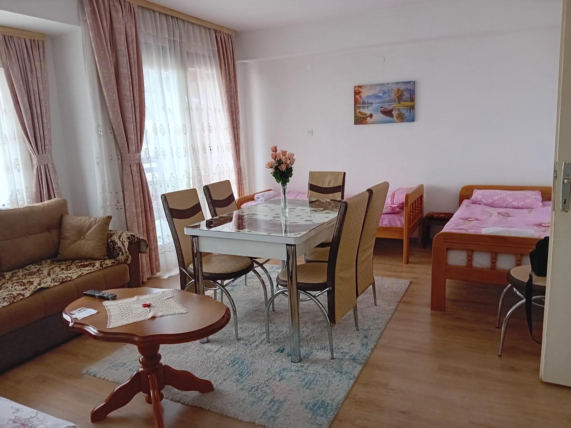 אוהריד Apartment Charm מראה חיצוני תמונה